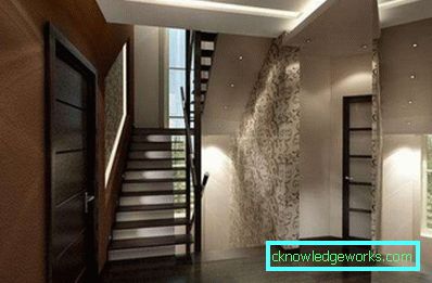Дизајнирајте ходник у приватној кући са фотографијом на степеништу
