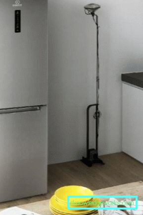 Индесит хладњак без система за замрзавање Индесит хладњак без система за замрзавање