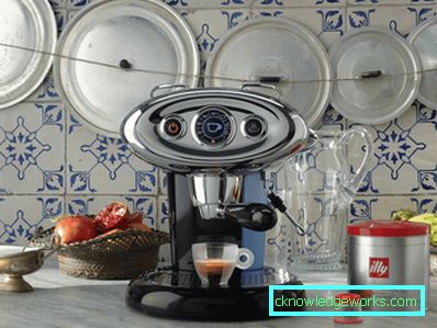 Компактне апарате за кућу Компактне апарате за кућу