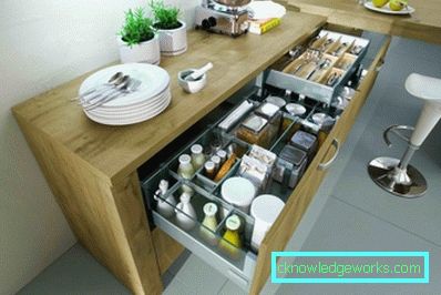 Кухињски под Кухињски под