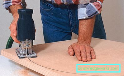 Склопиви стол у кухињу Склопиви стол у кухињу