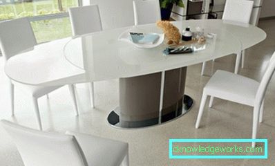 Овални стаклени кухињски столови Овални стаклени кухињски столови