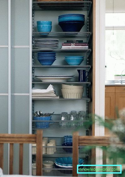 Кухињске полице: особине и предности