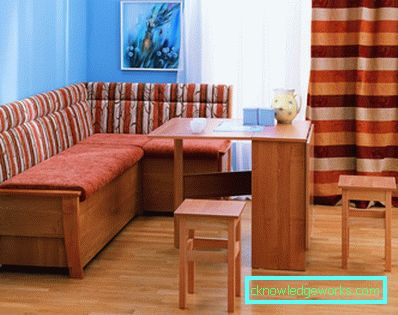 Склопиви кауч у кухињу Склопиви кауч у кухињу