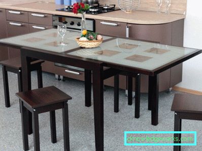 Клизни кухињски стол Клизни кухињски стол