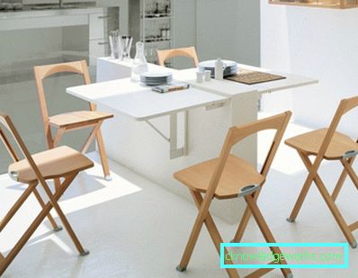 Клизни кухињски стол Клизни кухињски стол