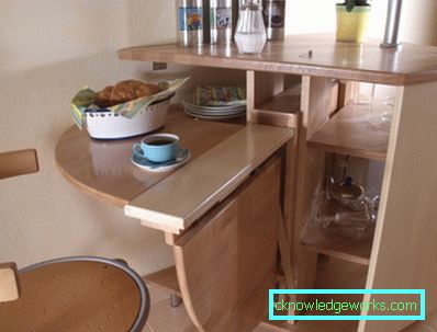 Клизни кухињски стол Клизни кухињски стол