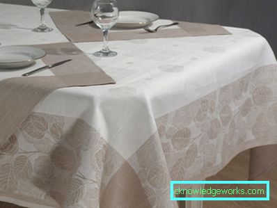 Тканина на столу за кухињу Тканина на столу за кухињу