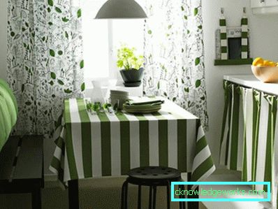 Тканина на столу за кухињу Тканина на столу за кухињу