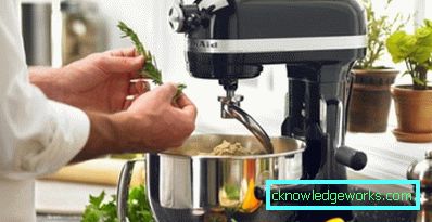 Стационарни миксер са посудом Стационарни миксер са посудом